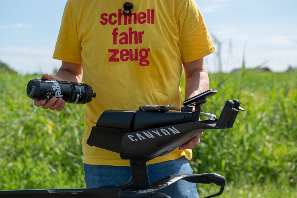 Cockpit Canyon Speedmax mit Trinkflasche und Tanksystem